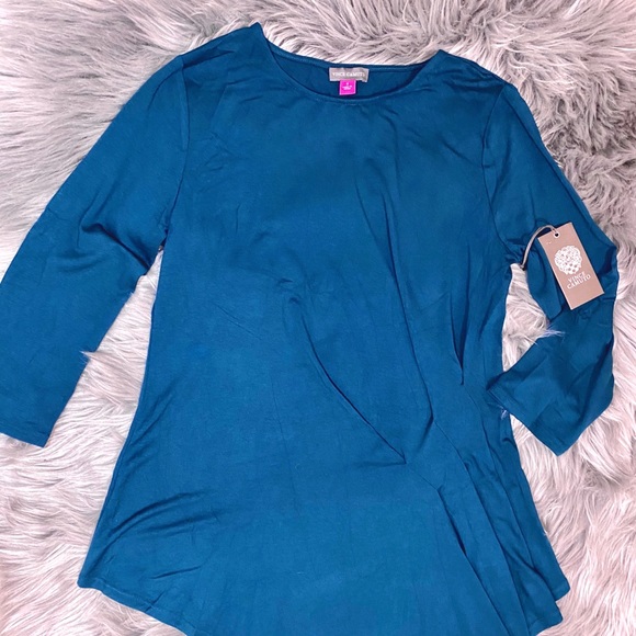 Blouse 👚Vince camuto💕 - Picture 7 of 8